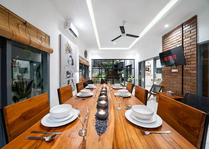 *villa Sari*closed Livingroom*near Beach*canggu* Villa Canggu